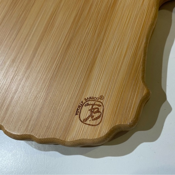 Beautiful Maui Cheeseboard/Serving Board - Picture 9 of 14